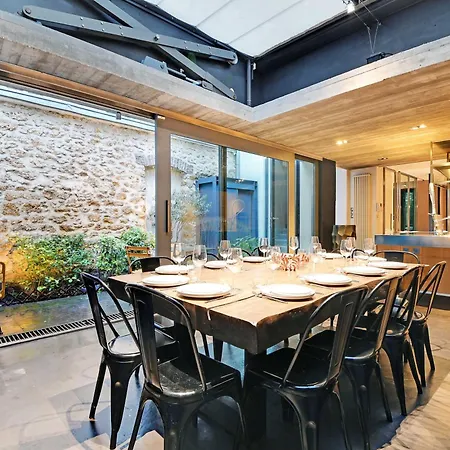 Fabulous House - A Gem In Chic Western *