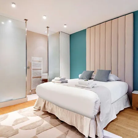 Fabulous House - A Gem In Chic Western Paris