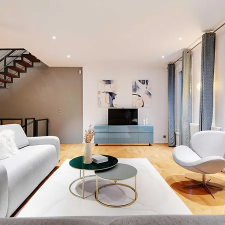 Fabulous House - A Gem In Chic Western Ferienhaus *